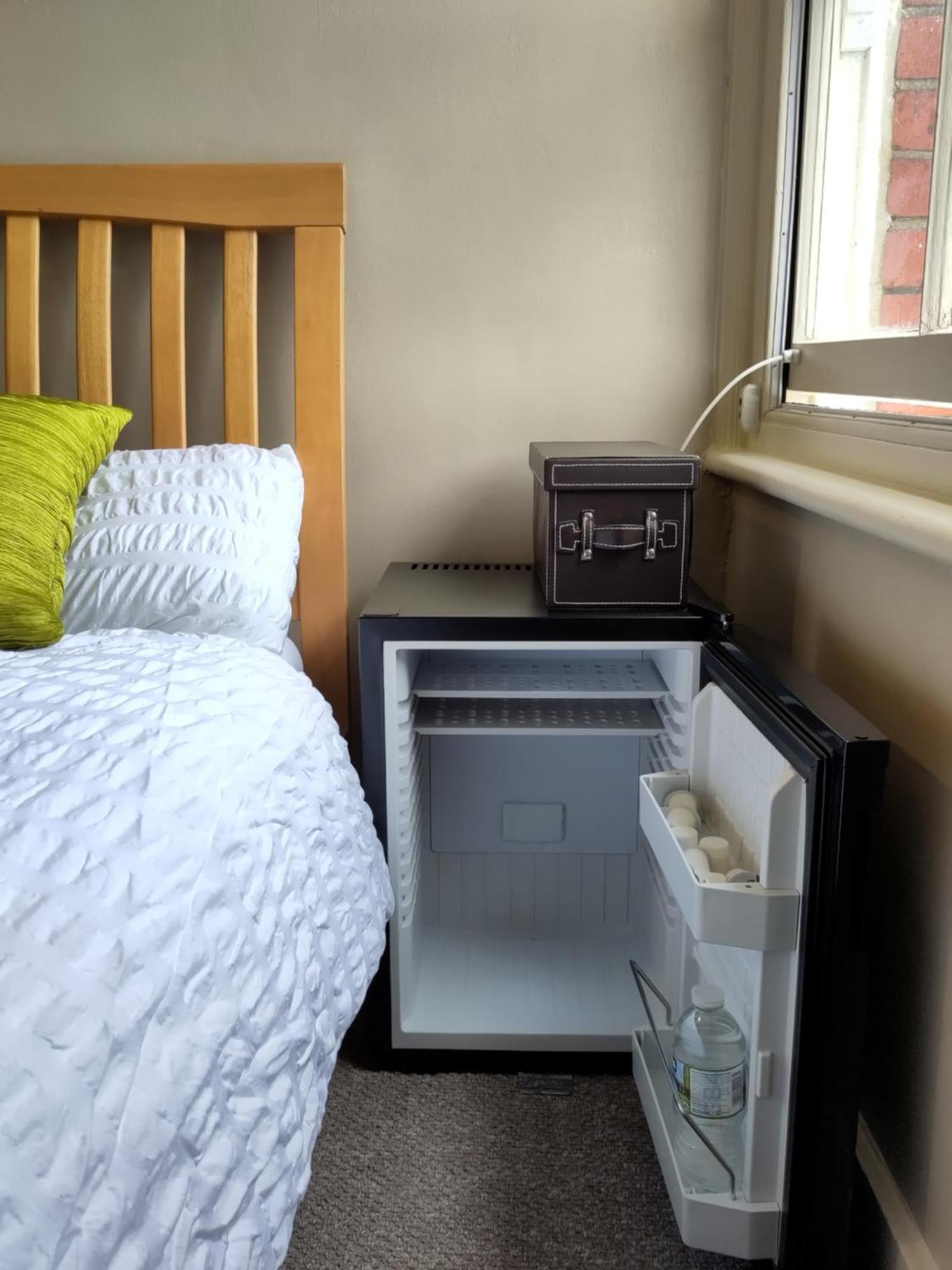 Amherst Guesthouse Ρίντινγκ Εξωτερικό φωτογραφία